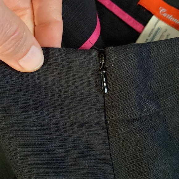 CARTONNIER black textured flat front cotton side entry shorty shorts - Picture 4 of 6